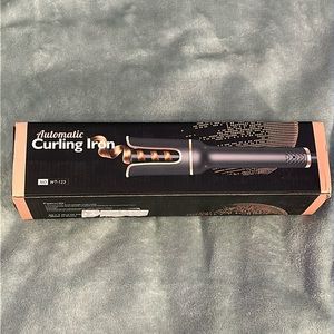NWT automatic curling iron